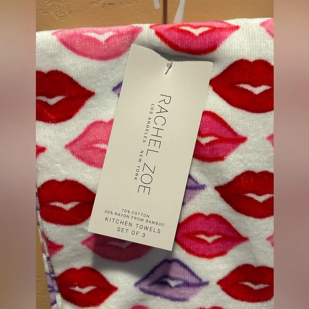 RACHEL ZOE Lip Print Set Of 3 Kitchen Towels